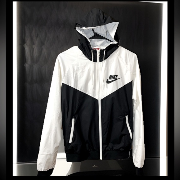 Nike Classic THE WINDRUNNER 1st Hoodie Jacket Raglan Sleeves Logo Zipper🔥Medium - Picture 1 of 17